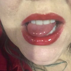 juicy lips         