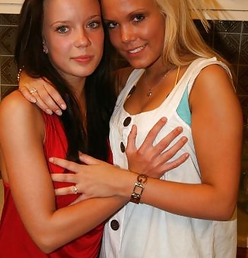 Free Danish teens-211-212 costume bra panties breasts touched photos