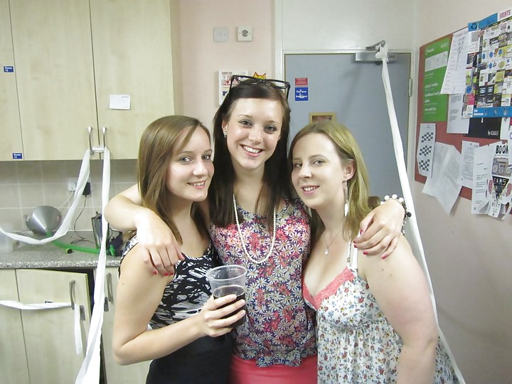 Free british teens 2 photos