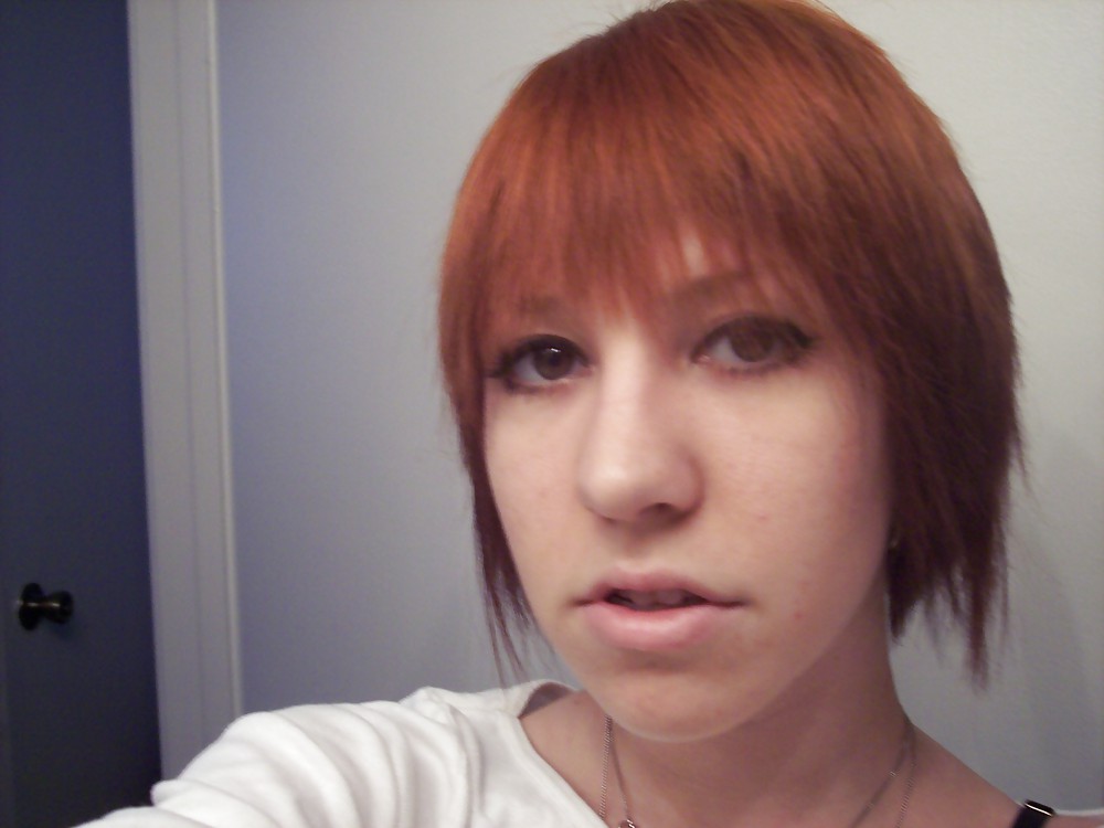 Free VERDAMMT GEILE EMO SCHLAMPE I photos