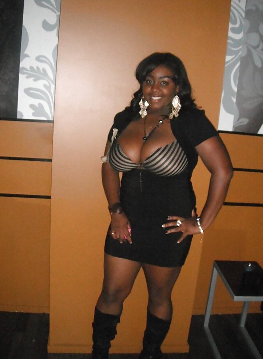 Free Big Tit Black Babes From, SmutDates.com photos