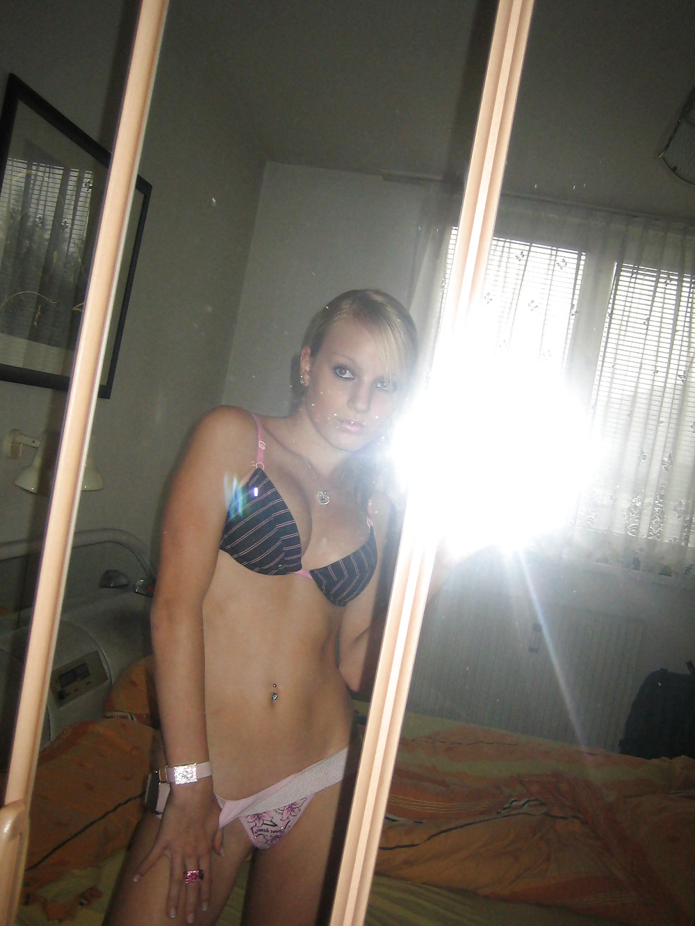 Free Nice Skinny Blonde Teen photos