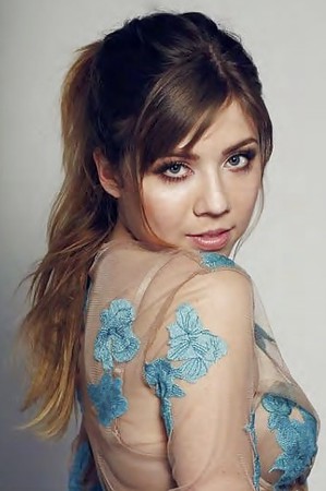 Jennette McCurdy - 25 Pics | xHamster