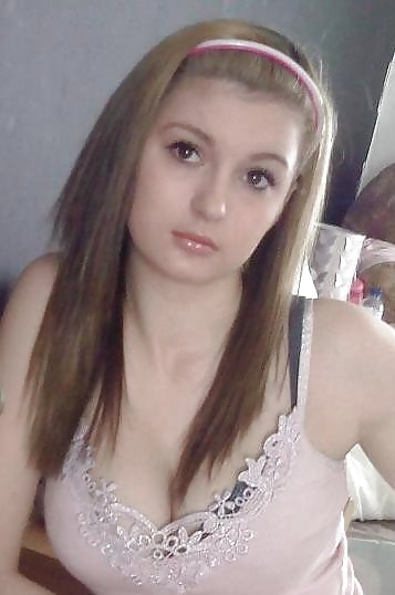 Free She knows she's a tease.... photos