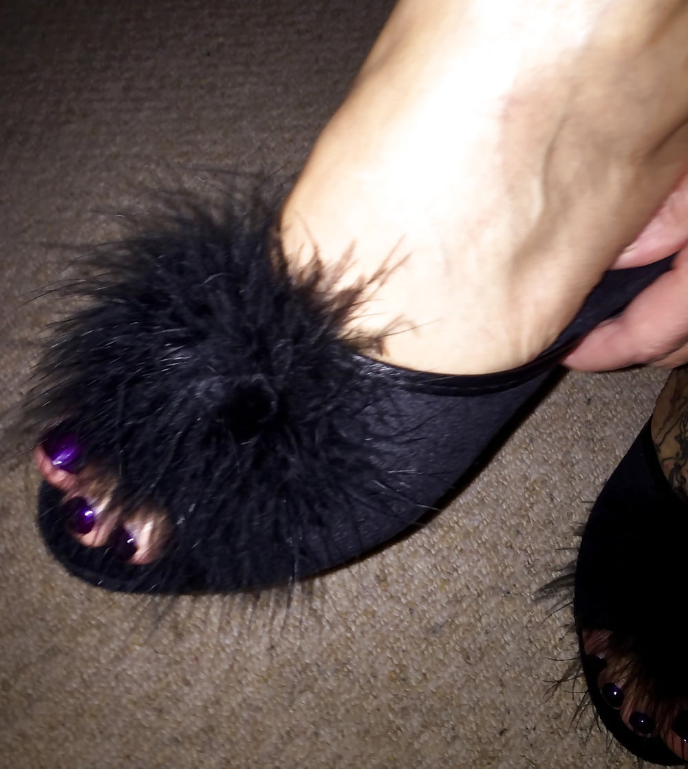 Free Got me sum new fluffy slippers photos