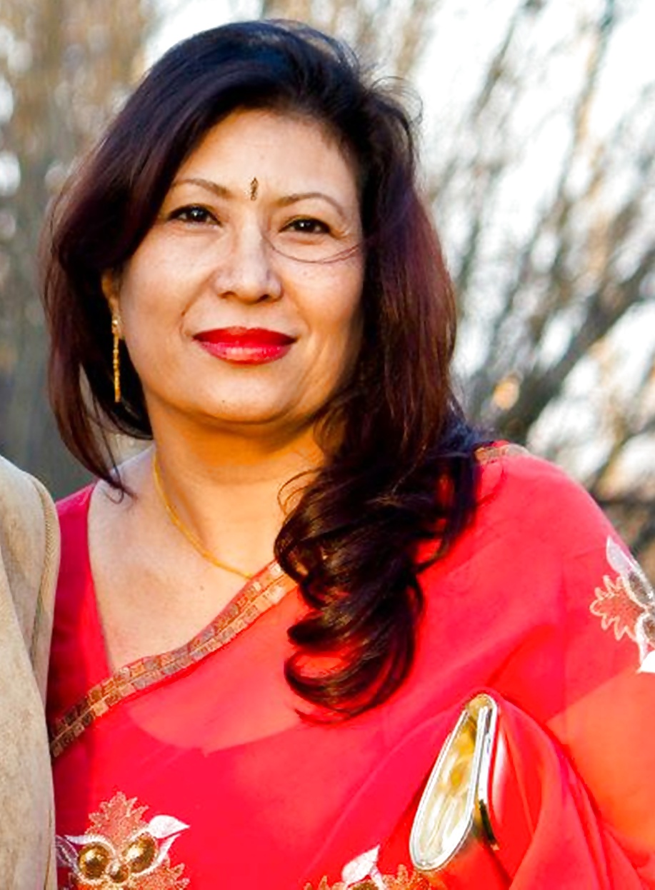 Free Mrs Deepa Pradhan (nepali milf) photos