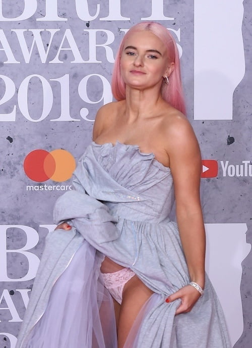 Naked grace chatto Grace Chatto. 