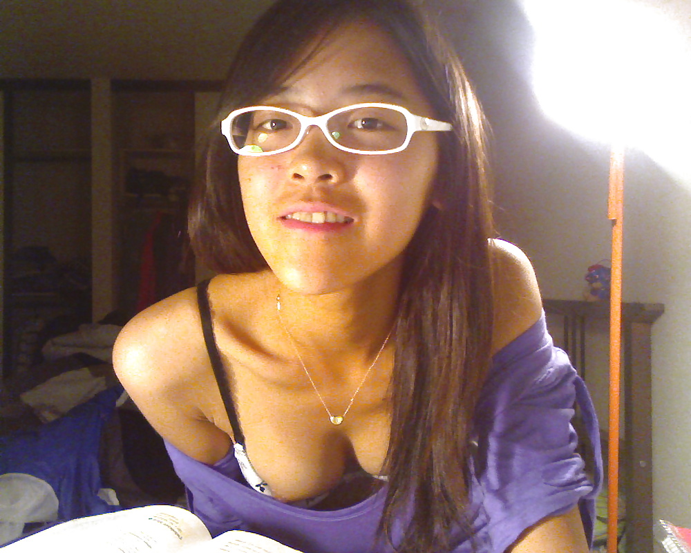 Free Sexy asian teen with glasses photos