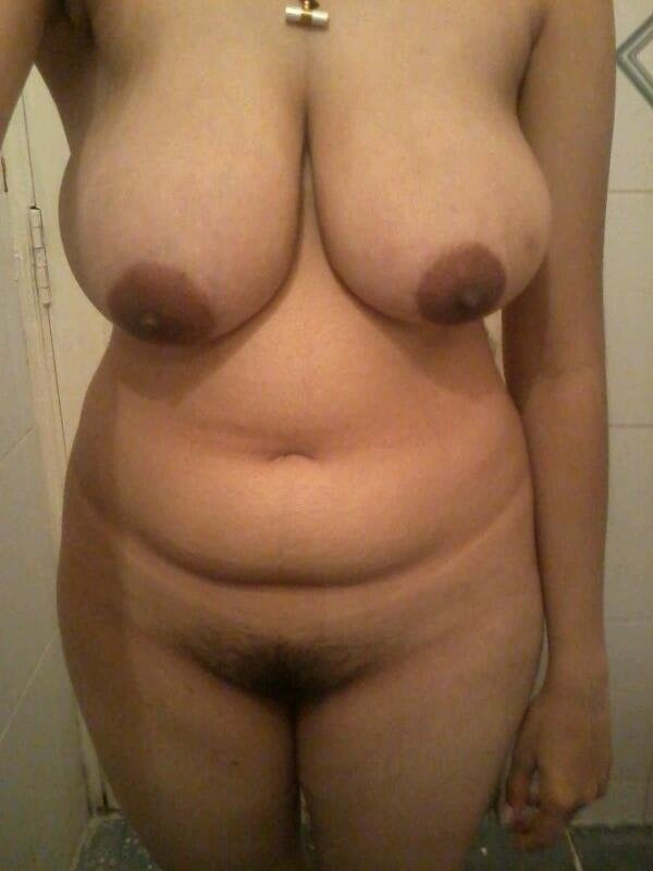 Big boobs indian wife nude - 70 Pics | xHamster