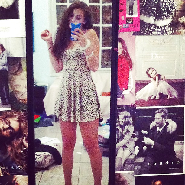 Free Arab beauty 62- Cum on her photos