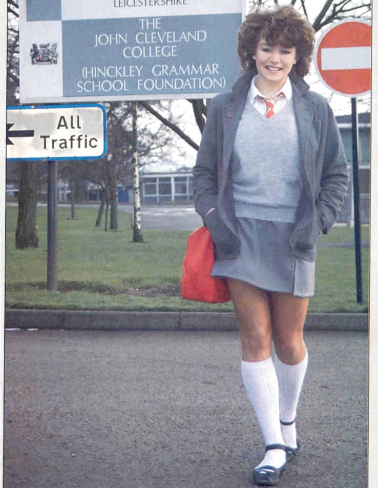 Free retro schoolgirl sluts photos