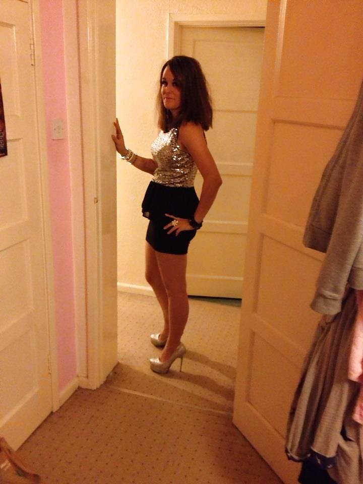 Free Emma for fakes, comments and tributes! photos