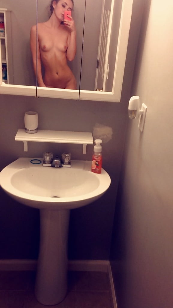 Free Cheap whore Maddy Chunes exposed photos