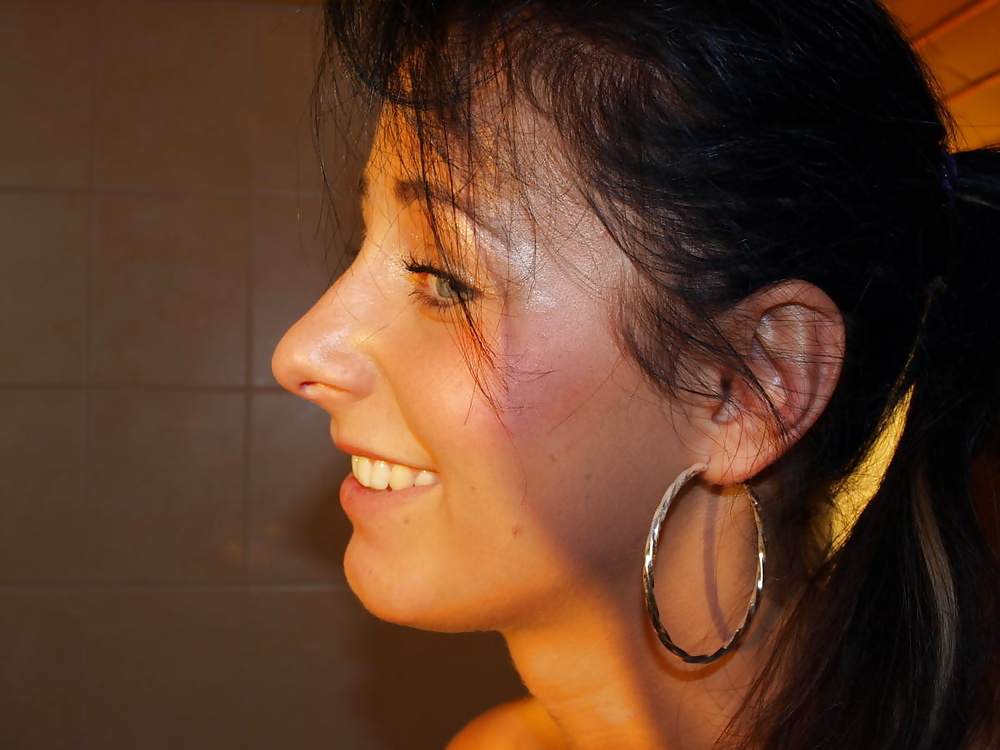 Free Lucky tattoo artist!! photos