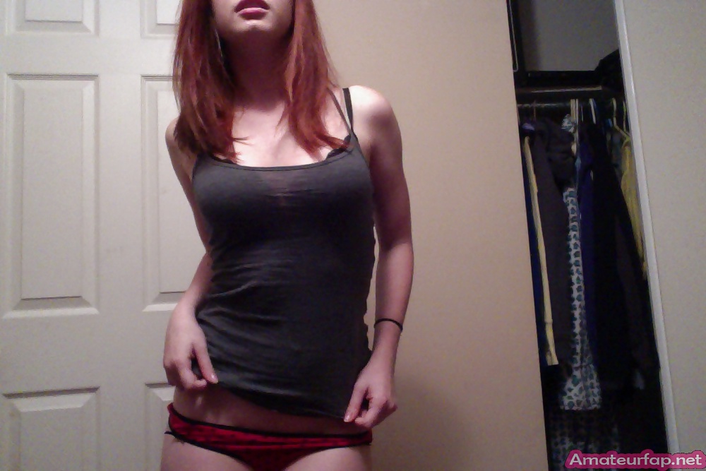 Free Super cute redhead teen photos