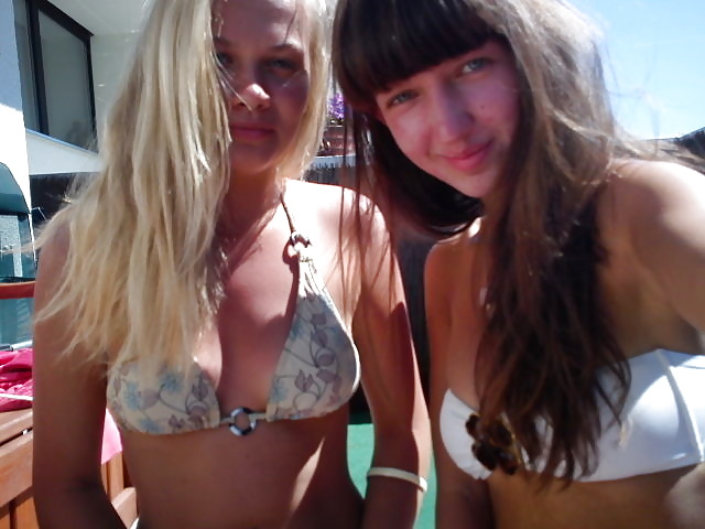 Free Estonian teens-03 dildo initiation bra panties photos