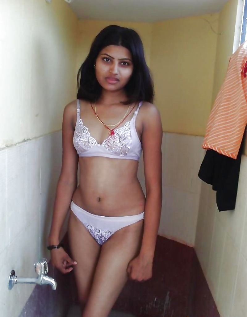 Free Women from India exposed #6 photos
