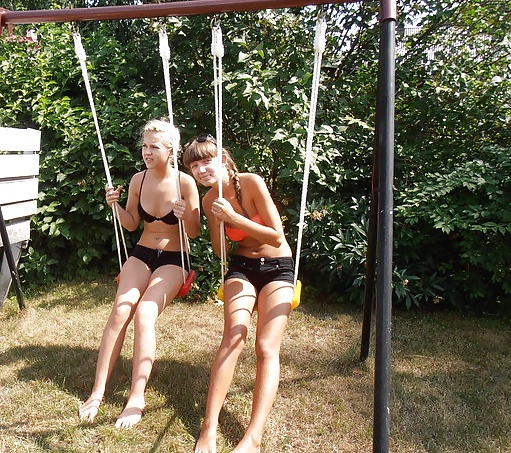 Free Estonian teens-03 dildo initiation bra panties photos