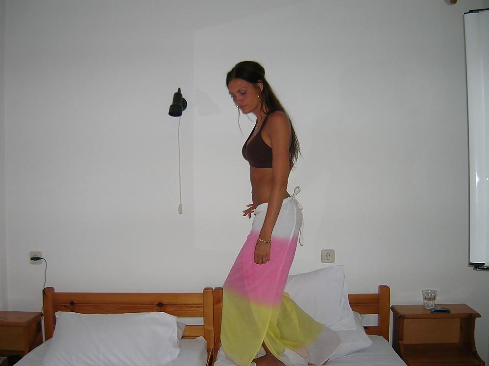 Free Two Girls On Fun Vacation-Trip photos