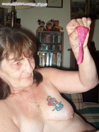 i fuck like a good old nasty whore wife         