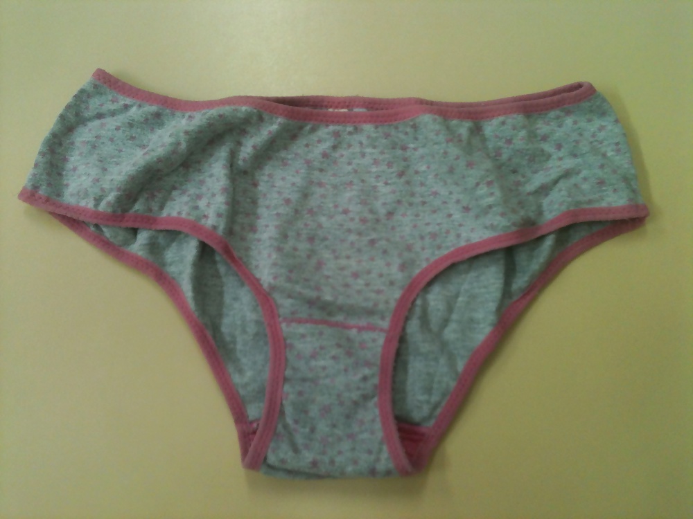 Free Wifes panties available for swap. photos