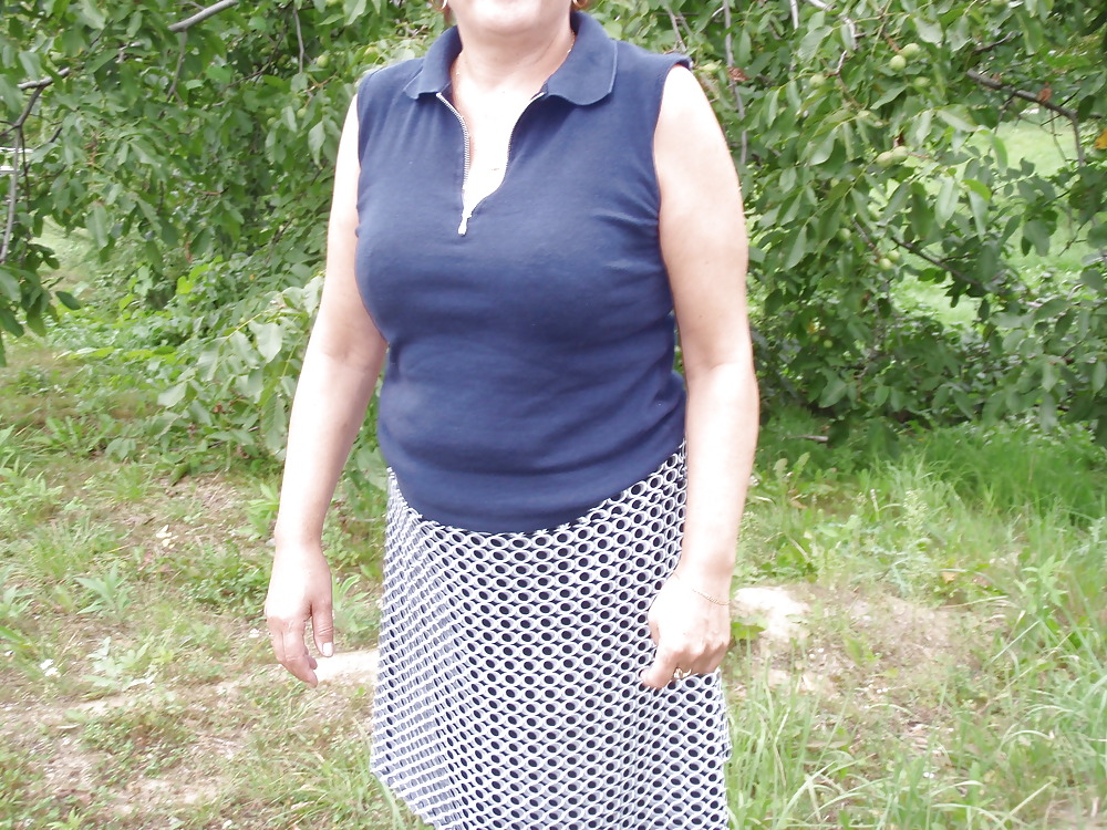 Free 49 yo from Poland outdoors photos