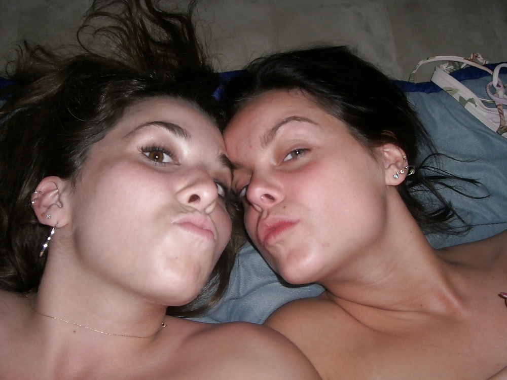 Free Teen lesbians camping photos