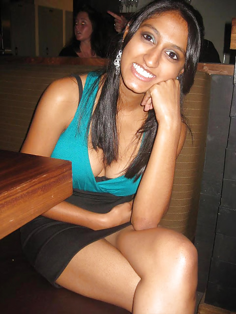 Free Hot Sri Lankan Models (Non-Nude) photos