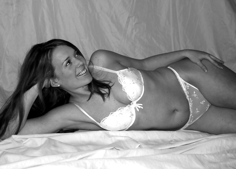 Free Yvonne black and white photos