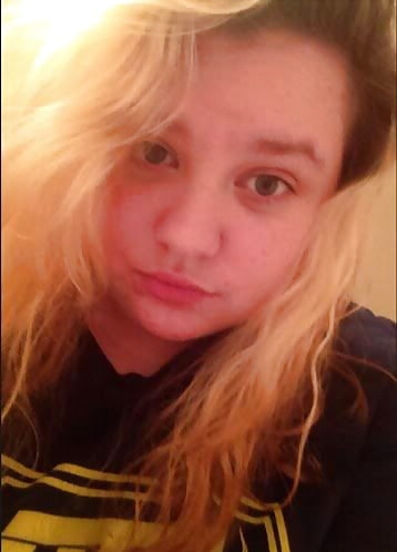 Free BBC CockSlut Rae photos