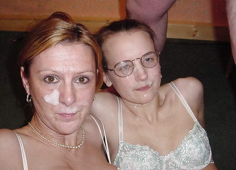 Free UK BUKKAKE SLUTS - Dee photos