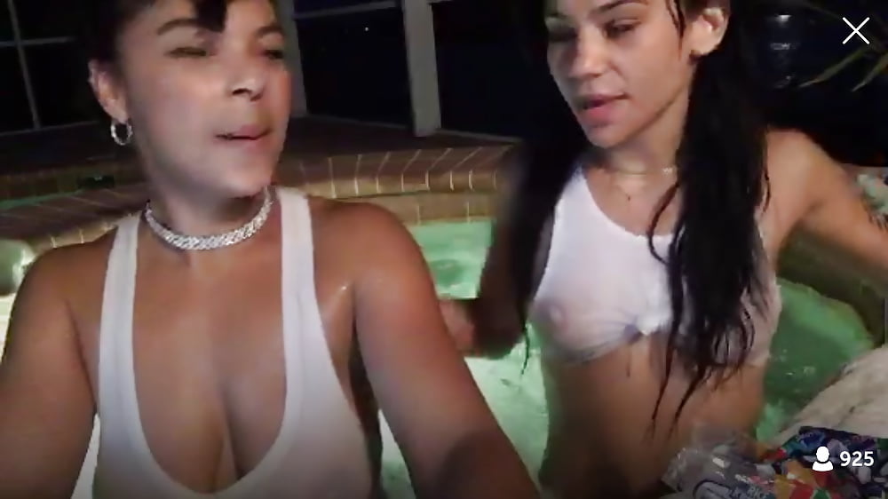 Free Periscope Girls - March 20 photos