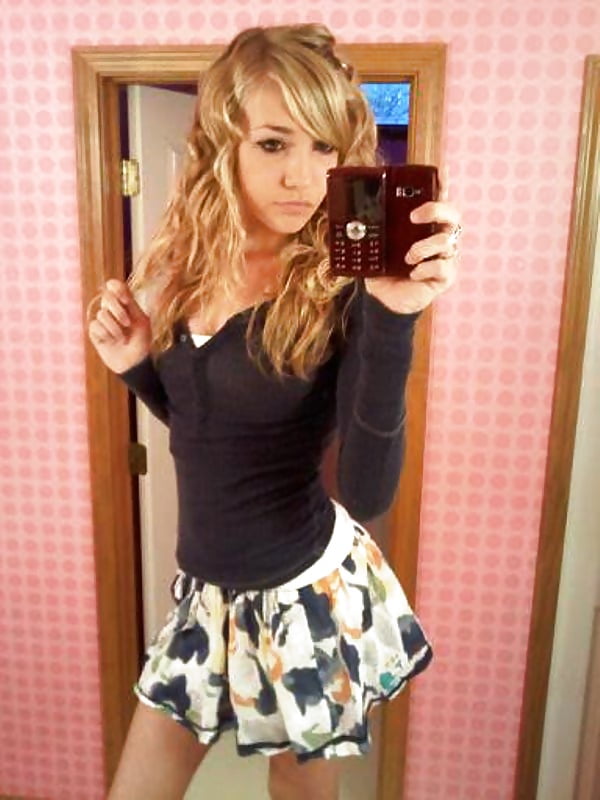 Free Sexy Teens Which and How? Comment! 2 photos