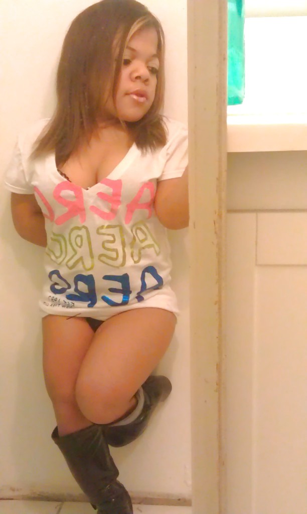 Boobs shorts midget daddy