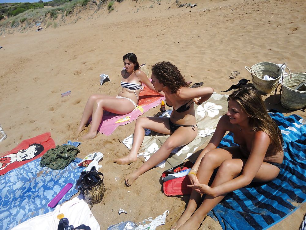 Free Teens on Menorca photos