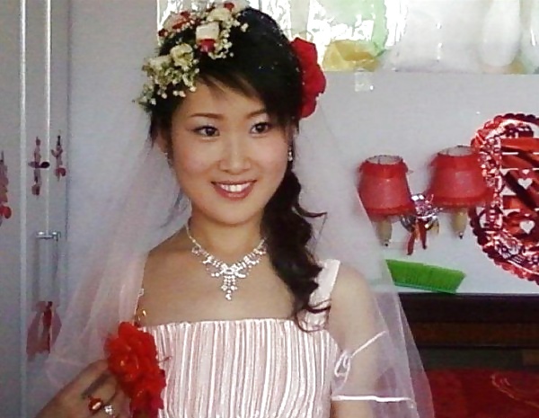 Free Chinese bride nude on webcam photos