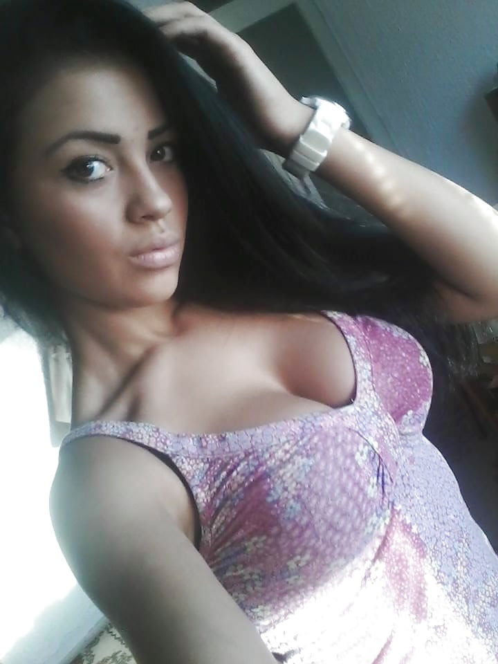 Free Sandra Serbian Sexy Teen photos