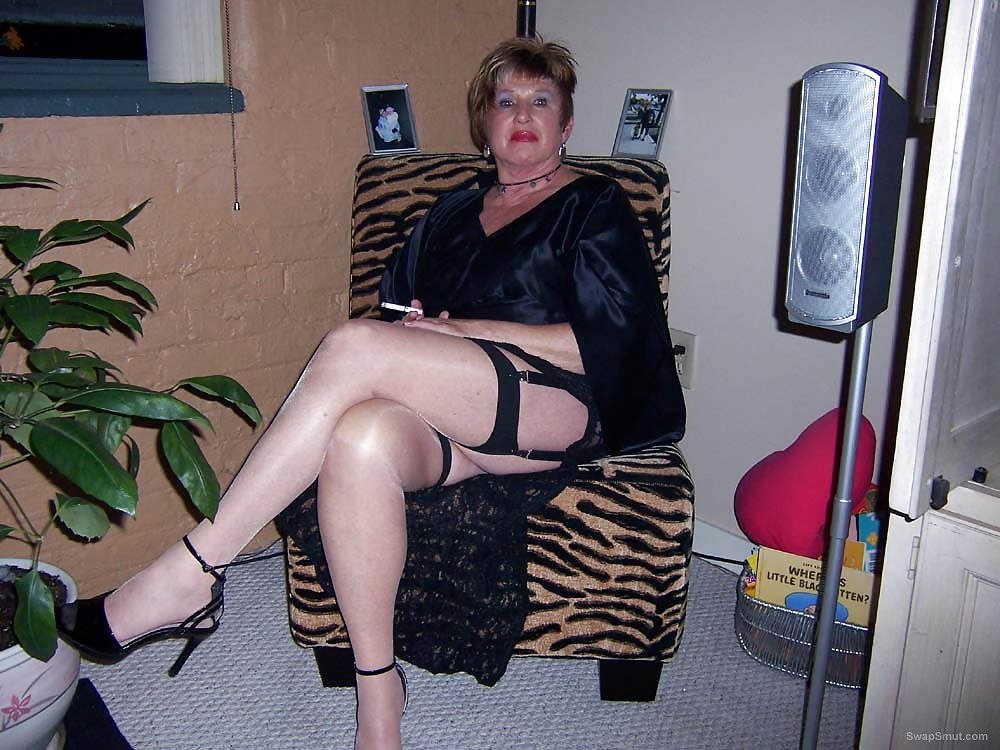 Free eine geile oma photos