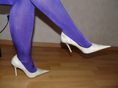 wifes mega pointed shoe heels nylon pantyhose