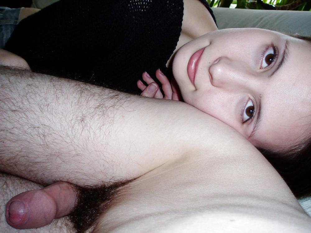 Free Schlampe gibt blowjob photos