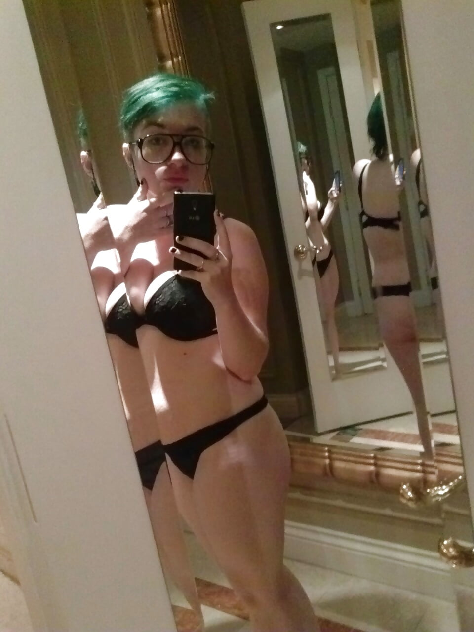 Free amateur selfie sexy teens naked tits pussy ass slut photos