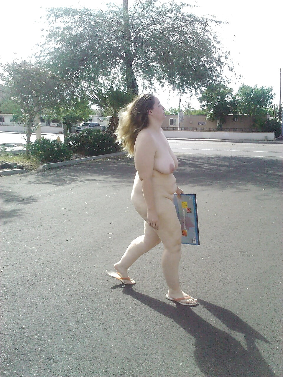 Free BBW Public Nudity Leaving Work Naked photos