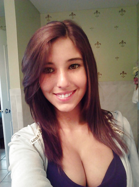 Free Random girls photos