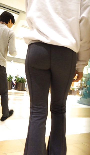 Free Shopping in the US, Downtown Toronto, Ontatio Canada photos