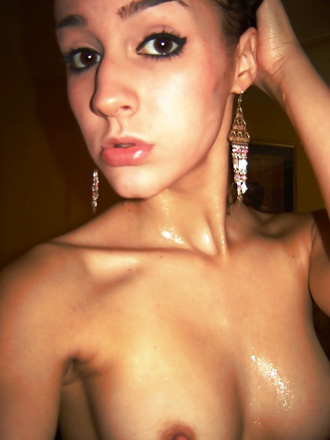 Free Play with me on justtruehookup.com photos