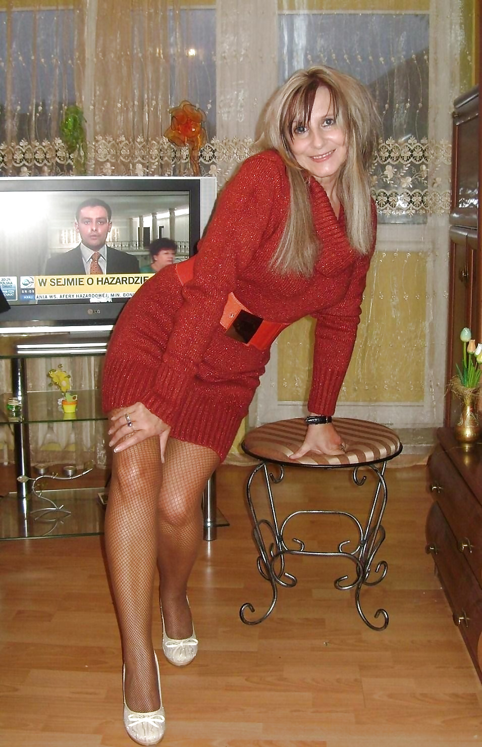 Free Mature Russian Wife in Pantyhose photos