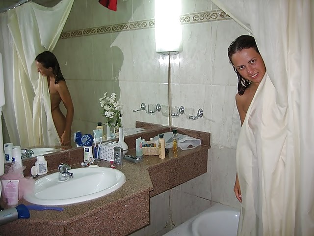 Free Showering photos