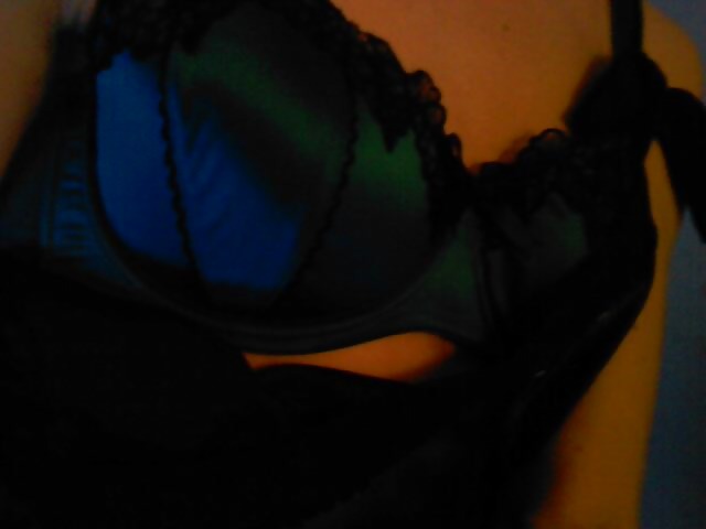 Free Satin bra and panties cd x x photos