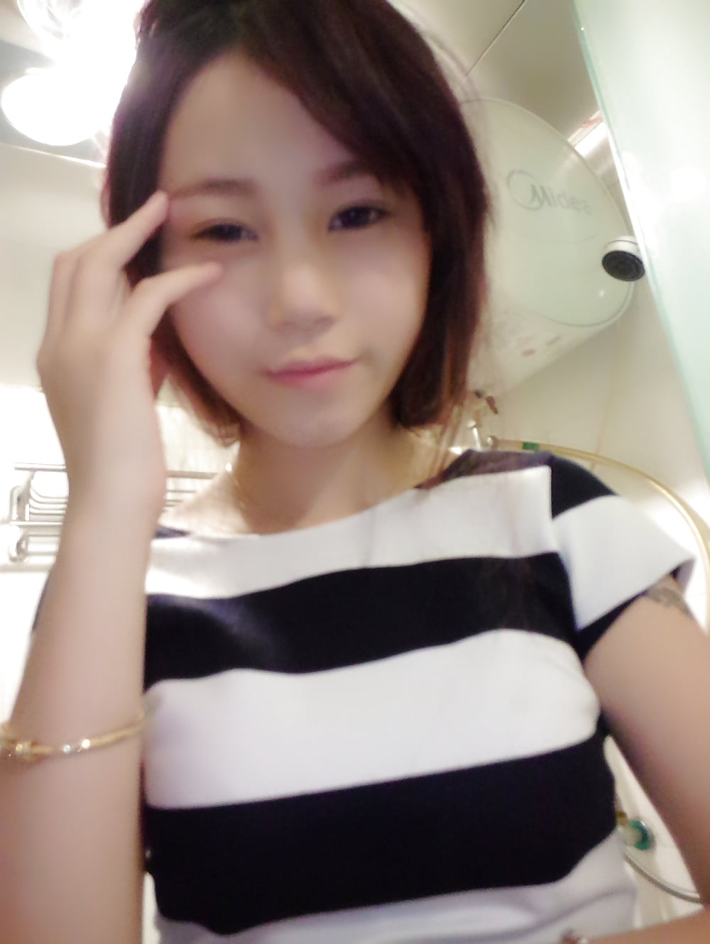 Free amateur Chinese young model (videos coming shortly) photos