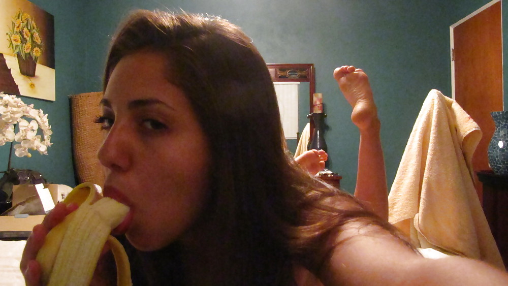 Free Banana, Whip Cream, Chocolate Syrup photos